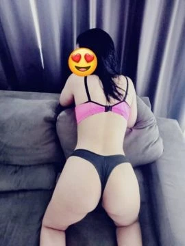 Milena Emanuelli, Escort, Joinville