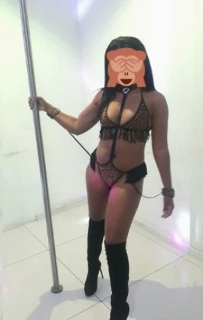 Babi Menezes — 2 / 4