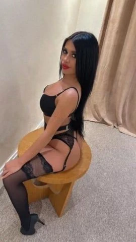 Adeline, Escort, London