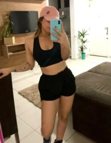 Helena Carvalho — 2 / 5