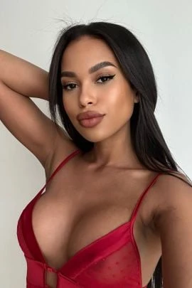 Gloria — 3 / 9