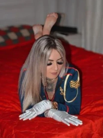 Maitê Souza — 6 / 9