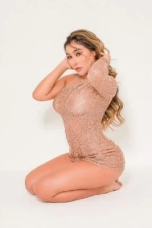 Valentina — 4 / 9