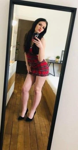 Julia — 5 / 9