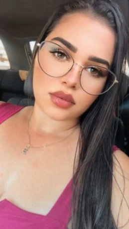 Bianca Andrade — 6 / 8