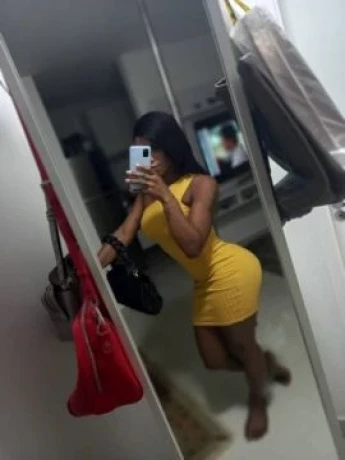 Laís Salimeni — 4 / 9