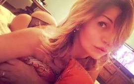 Jazmin — 7 / 9