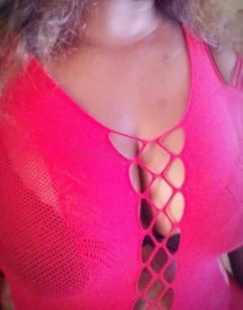 Madou 85, Escort, Paris