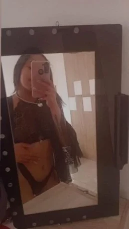 Rafaella Silva — 5 / 9