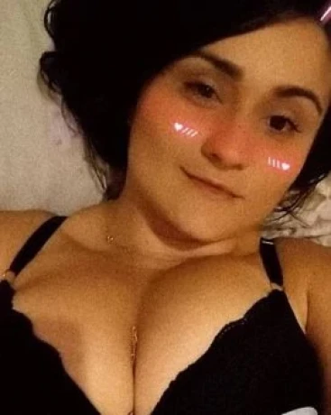 Marina Gomes — 3 / 4