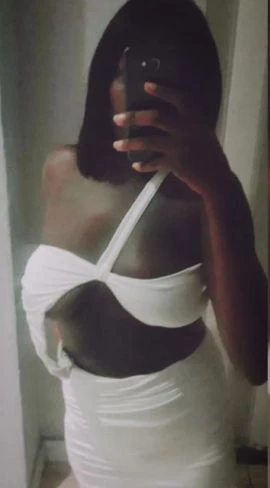 Adriana Paiva — 2 / 8