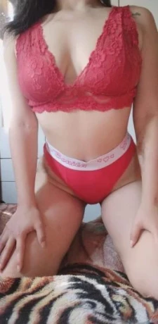 Mirella Rodrigues — 2 / 5