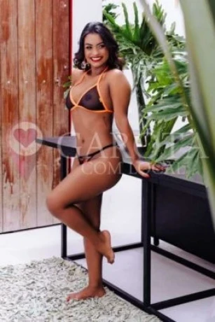 Tayla Fernandes — 4 / 9