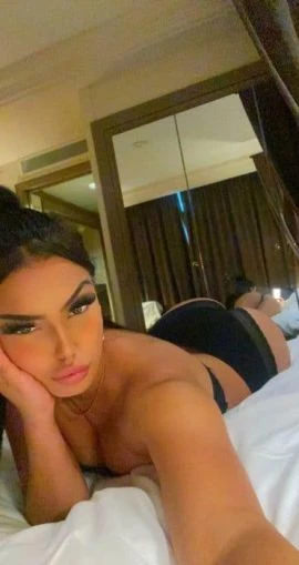 Vanessa — 8 / 9