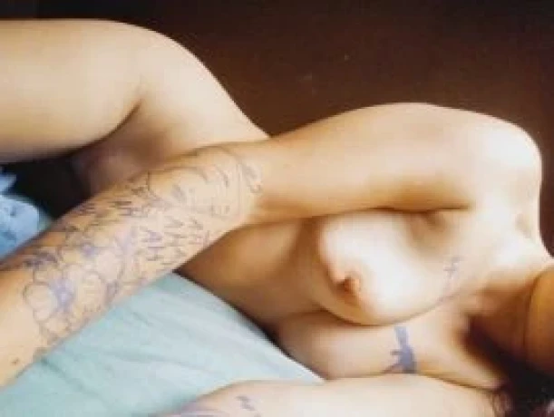 Julia Sales — 1 / 4