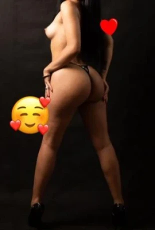 Bianca Paiva — 3 / 4