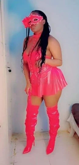 Amira, Escort, Riyadh