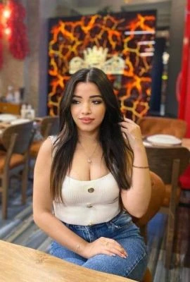 Aicha, Escort, Istanbul