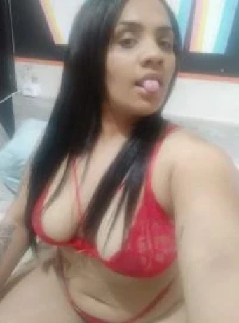 Laura Mendes — 3 / 4