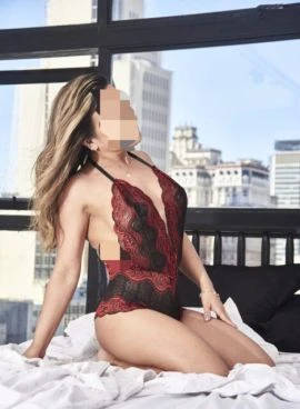Faby Lins — 8 / 9
