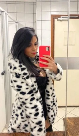 Alice Belmonte — 3 / 4