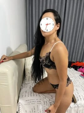 Yasmin Viella — 3 / 5