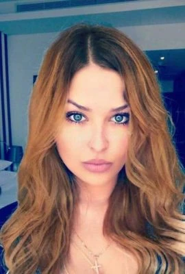 Pauline, Escort, Paris