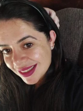 Monique Nunes — 4 / 5