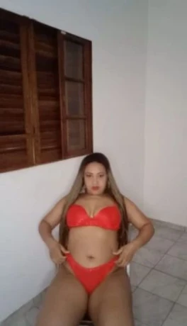 Luana Rocha — 2 / 8