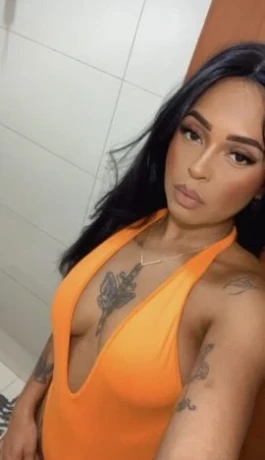 Helena Cortez — 4 / 5