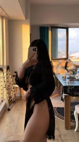 Lena — 4 / 7
