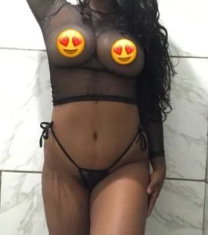 Letícia Pimenta — 4 / 5