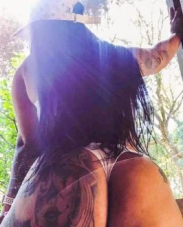 Larissa Vasconcellos — 4 / 6