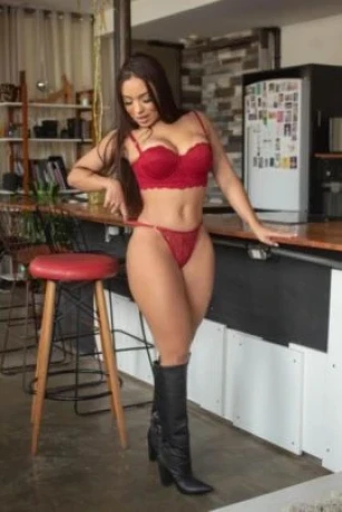 Alícia Lacerda — 5 / 9