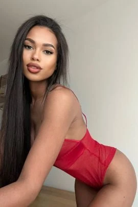 Gloria — 6 / 9