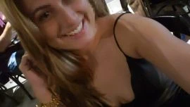Karol Castro — 4 / 9