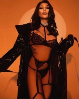 Julia, Escort, Istanbul