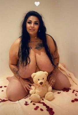 Nicole, Escort, Darlington