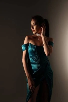 Amina — 5 / 6