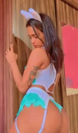 Lorena Lima — 3 / 4