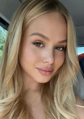 Alina — 5 / 9