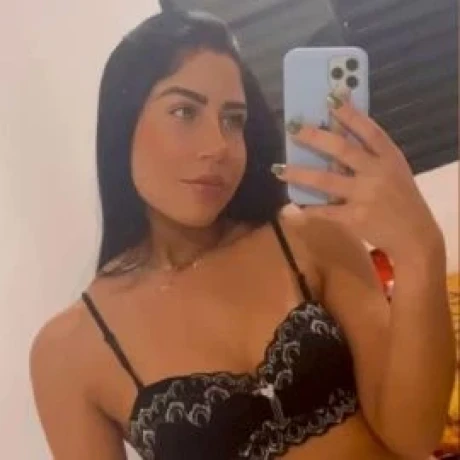 Débora Campos — 3 / 5