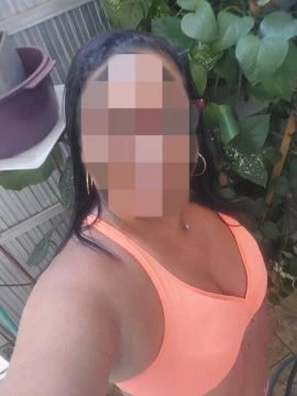 Amanda Queiroz — 3 / 4