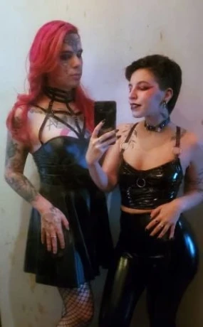 Couple LYON 9 — 2 / 4