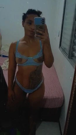 Jasmyne Souza — 1 / 5