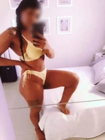 Natalin Oliver — 8 / 9