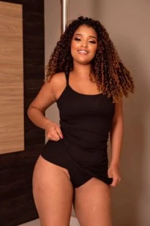 Karina Santana — 8 / 9