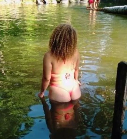 Samanta Martinês — 1 / 5