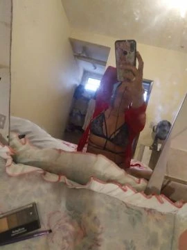 Karol Tavares — 3 / 5
