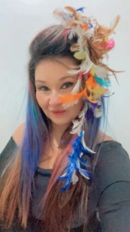 Nayana Dourado — 3 / 4